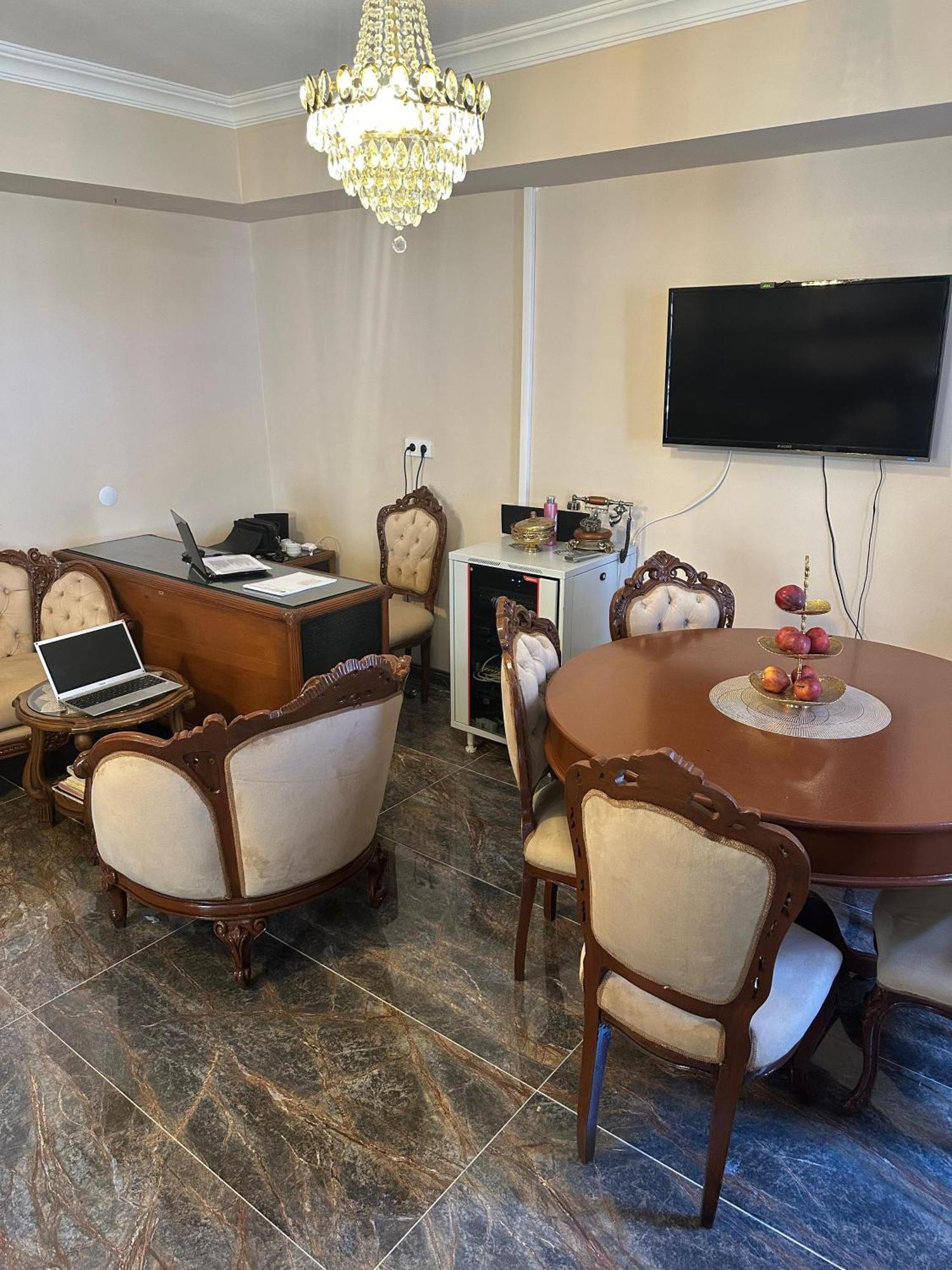 Loost Town Inn Hotel อันตัลยา ภายนอก รูปภาพ