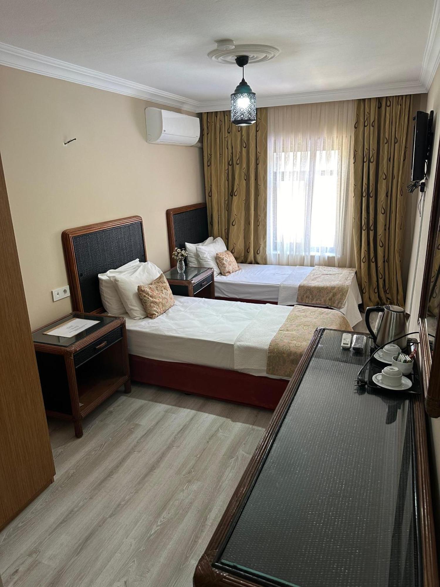 Loost Town Inn Hotel อันตัลยา ภายนอก รูปภาพ
