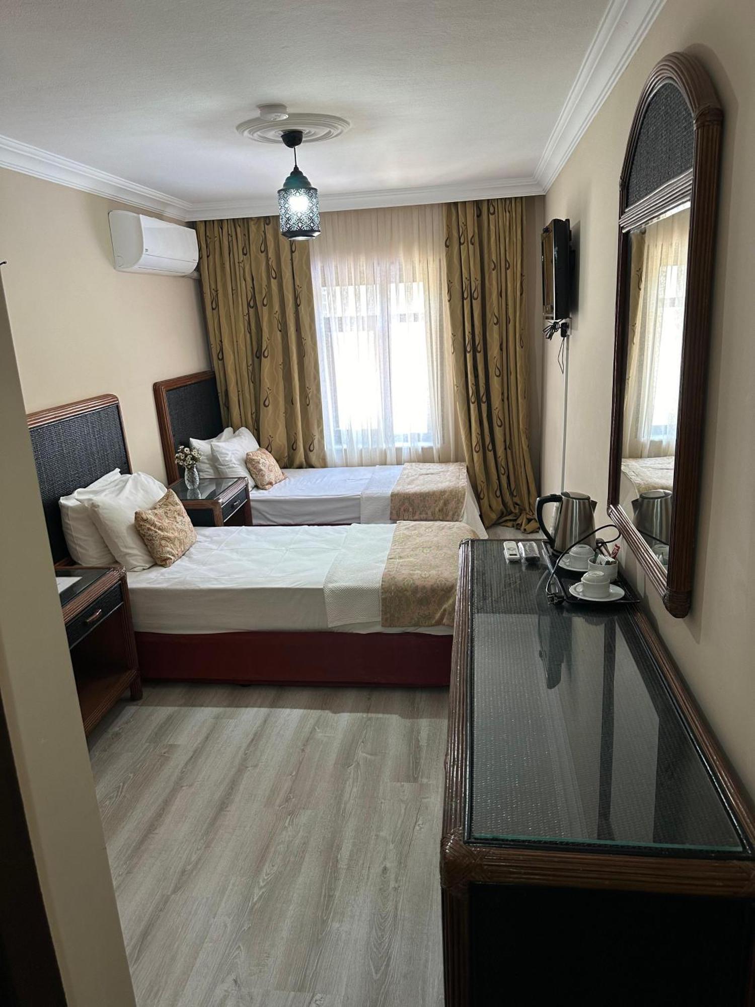 Loost Town Inn Hotel อันตัลยา ภายนอก รูปภาพ